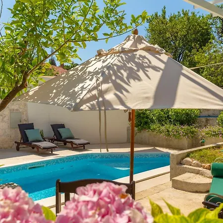 Pomalo * Zaton (Dubrovnik-Neretva)